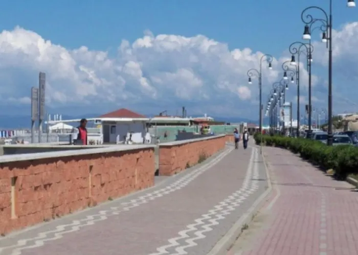 Sea Breeze House